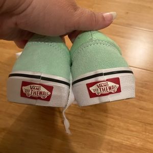 Girls Vans (green)